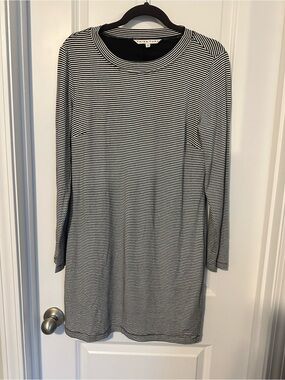 Trina Turk Black & White Striped Long-Sleeve Knit Dress